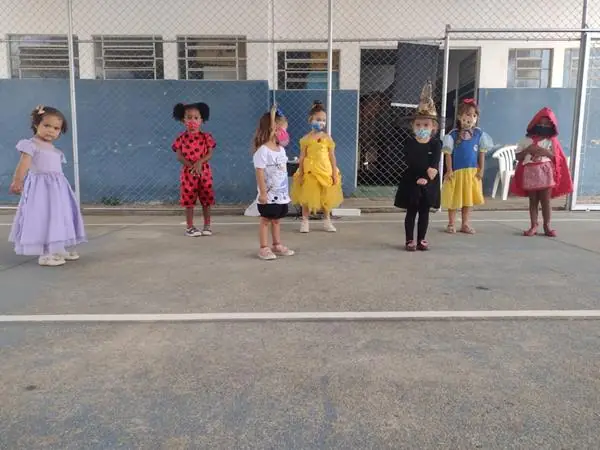 18 de Abril – Contos – foto 14