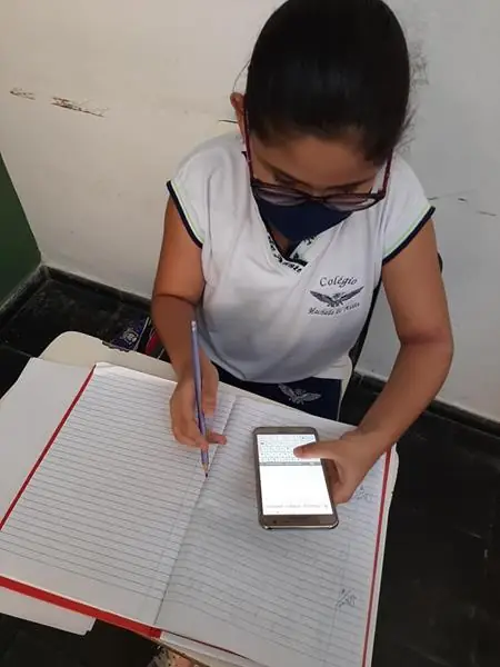 Alunos do 4° Ano – Pesquisa na aula de História – foto 4