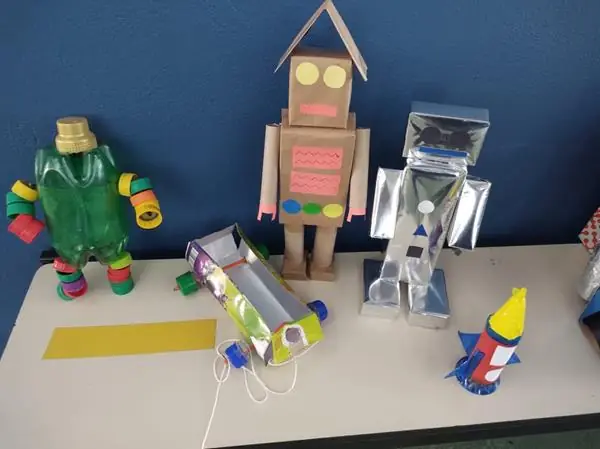 Alunos do 5º ano – Trabalhando sólidos geométricos – foto 2
