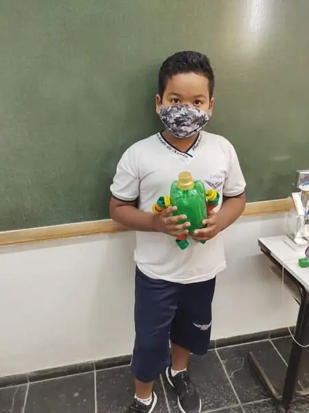 Alunos do 5º ano – Trabalhando sólidos geométricos – foto 13