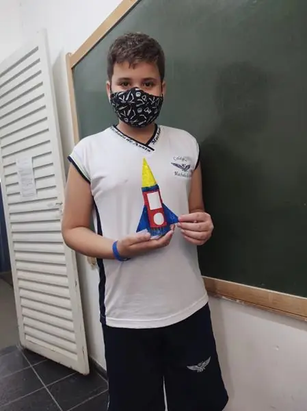 Alunos do 5º ano – Trabalhando sólidos geométricos – foto 14