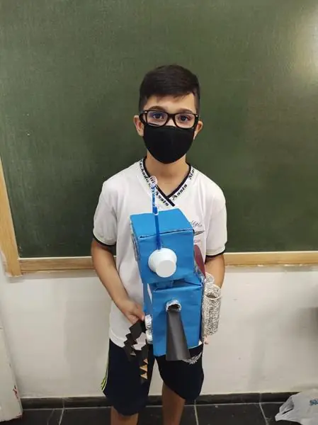 Alunos do 5º ano – Trabalhando sólidos geométricos – foto 16
