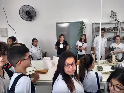 Visitas: Feira de Ciências e Laboratórios da Unifatea – Fundamental II – foto 4